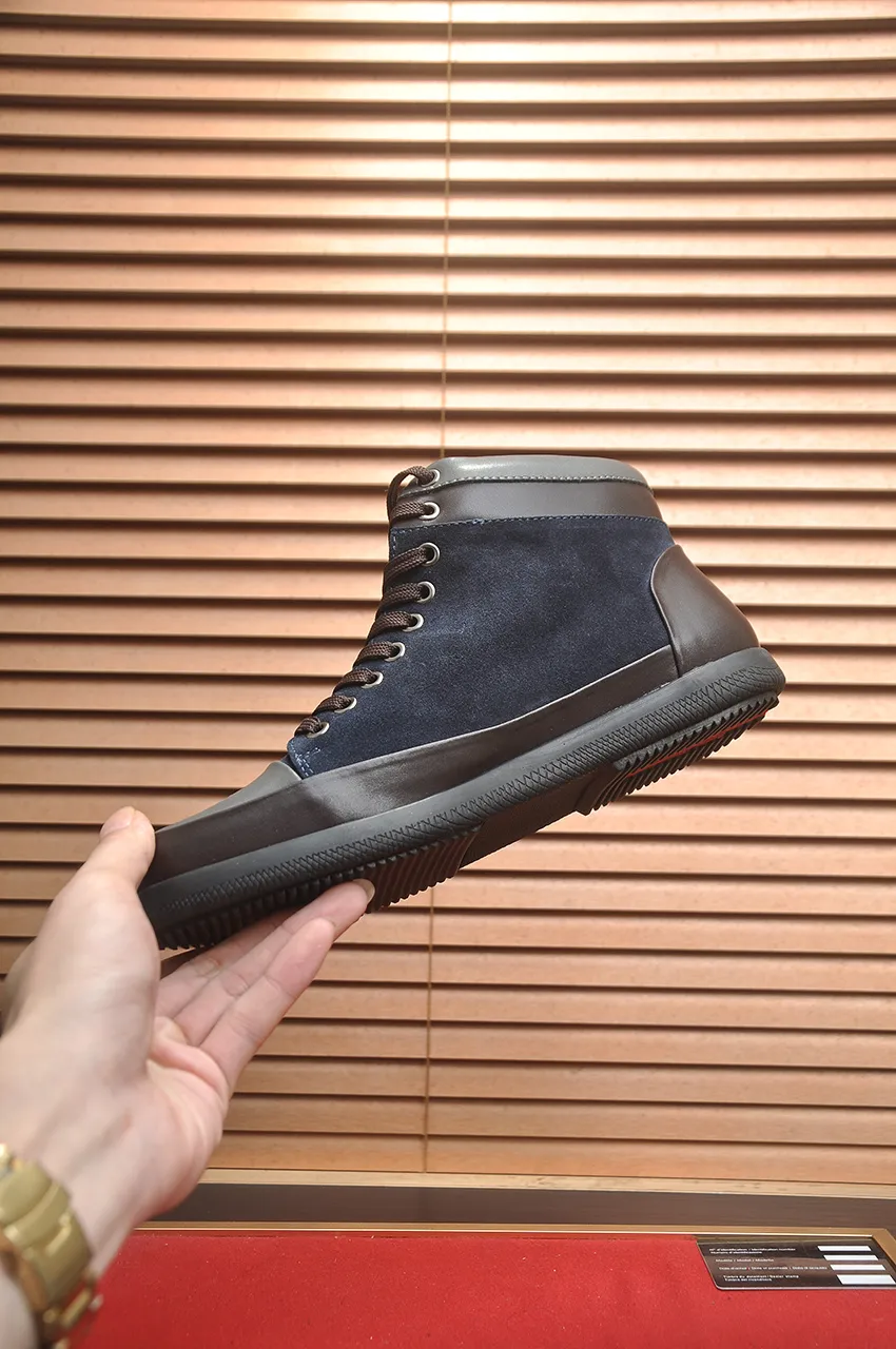 Men's shoes💰480💶【Prada】Trendy brand💞Mainly promote popular models, avant-garde and versatile fashionable men's shoes private version molding, 1:1 replica with glue splicing... Stylish and simple, original imported cowhide foot pads; the atmosphere and personality are more fashionable, eye-catching and pursuing class. It will subvert the old idea and be a must-have for fashionistas who want to spend time with you! Must keep it! High and comfortable but low, high-end quality workmanship. Code number: 38-45 (45 customized)
